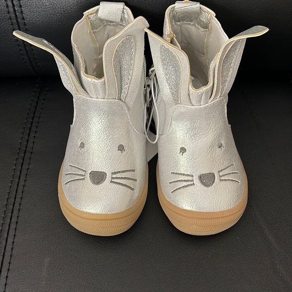 Baby’s boot - Picture 1 of 8